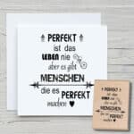 s138-perfekt-ist-das-leben-nie-newstamps-webshop-stempel-haupt